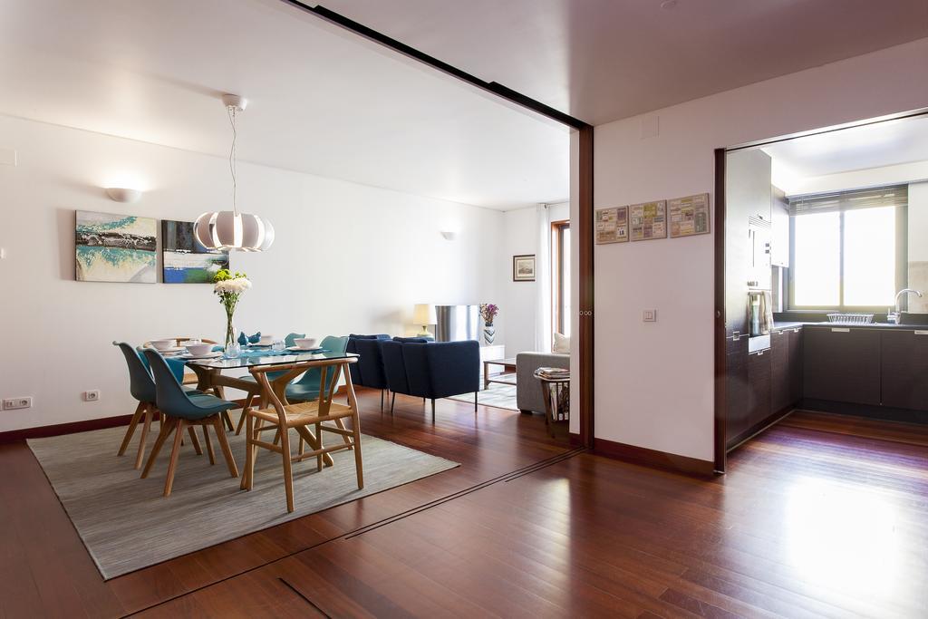 Charming 2-Bedroom Apartment In The City Centre Lisbon Bagian luar foto