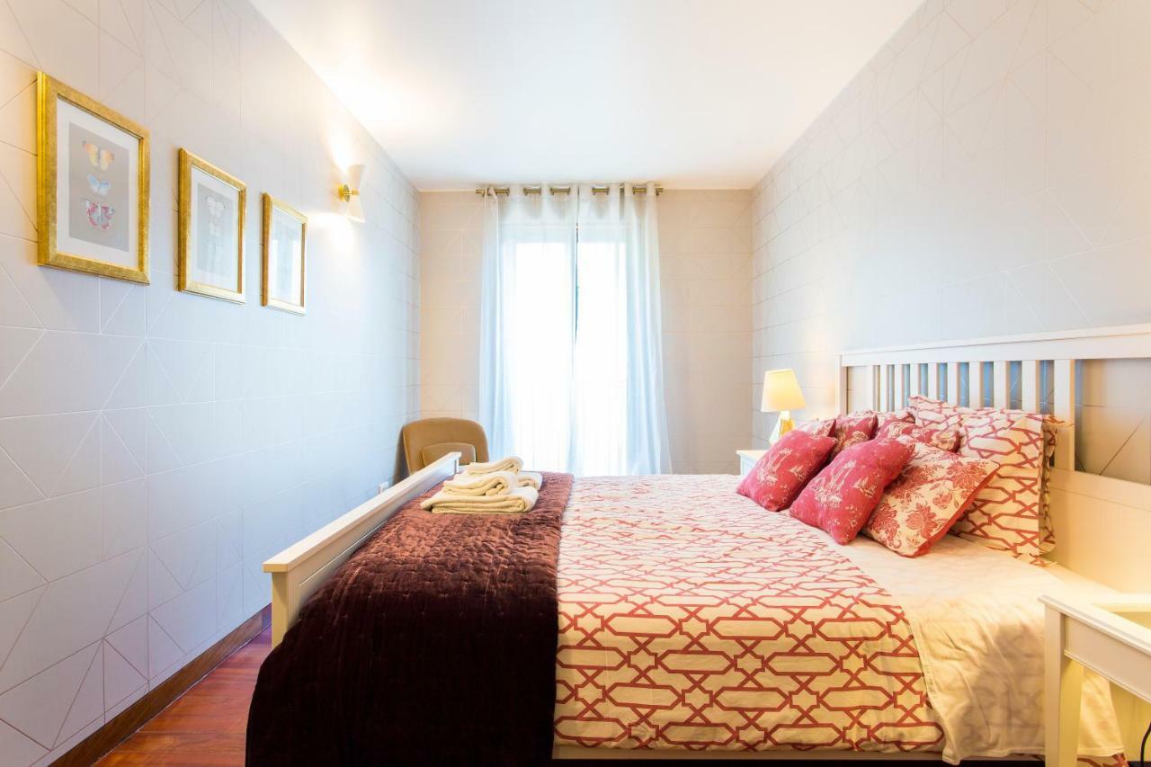Charming 2-Bedroom Apartment In The City Centre Lisbon Bagian luar foto
